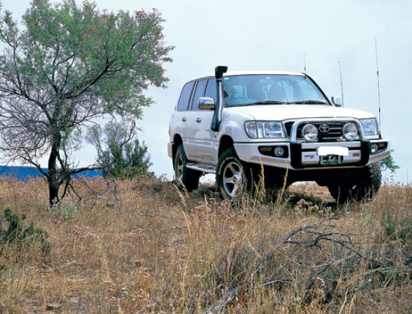 ARB-Saharabar Toyota J100 IFS, ohne Bügel bis '02, ohne Nebelscheinwerfer