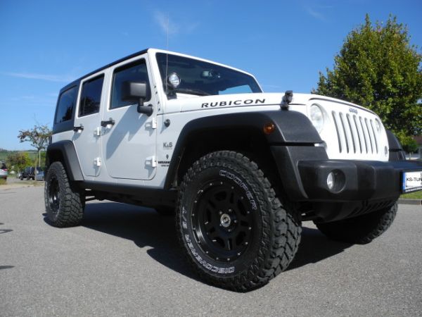 Alu Felge Atlanta schwarz 8,5 x 17 ET +10 Jeep Wrangler JK TÜV