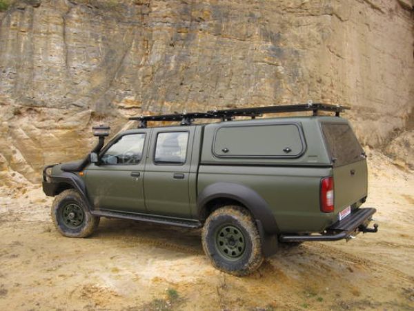 Commercial Hardtop für Isuzu D-Max, '06/12->, Doka, flach, seitl. Aluklappen