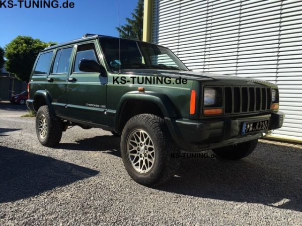 Fahrwerk Jeep Cherokee XJ OME +45 - 50 mm und OME Lenkungsdämpfer TÜV 84-01