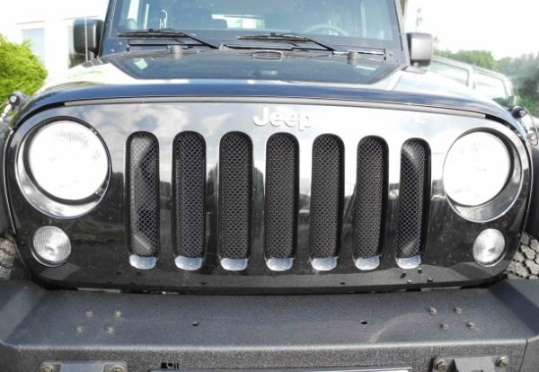 Kühlergrill Kühlerschutz Jeep Wrangler JK Drake schwarz innen JP-190010-BK