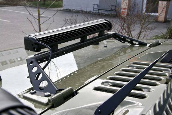 Lampenbügel Motorhaubenhalter LED Scheinwerferhalter Jeep Wrangler JK 07-18