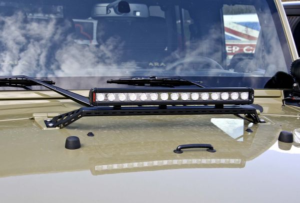 Lampenbügel Motorhaubenhalter LED Scheinwerferhalter Jeep Wrangler JK 07-18