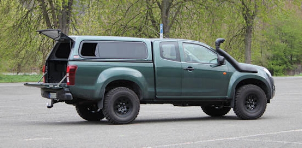 Standard Hardtop für Isuzu D-Max, X-Cab, '06/12->, flach, seitl. Schiebefenster