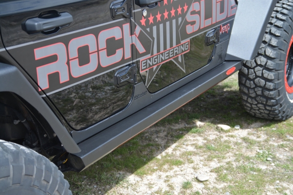 Flankenschutz Trittbrett Rockslider elektrisch Jeep Wrangler JL 4-Türer 2018- Rock-Slide Engineering BD-SS-300-JL4 Gen II Steps-