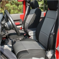 Sitzbezüge und Rücksitzbankbezug Set vorne und hinten schwarz Neopren Jeep  Wrangler JK Unlimited Bj. 13-18 4-Türer